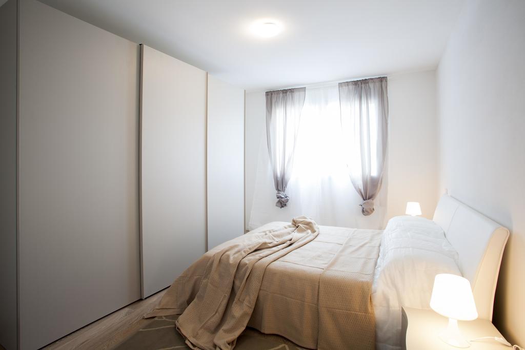 Santa Sofia Apartments Падуа Стая снимка